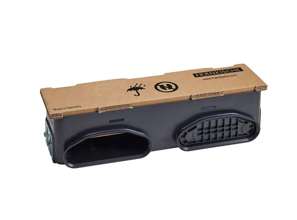 Luftdurchlassbox aus Kunststoff der Marke Fränkische, mit zwei Öffnungen auf der Vorderseite und einem flachen Deckel für einfache Montage und Nutzung im Belüftungssystem.